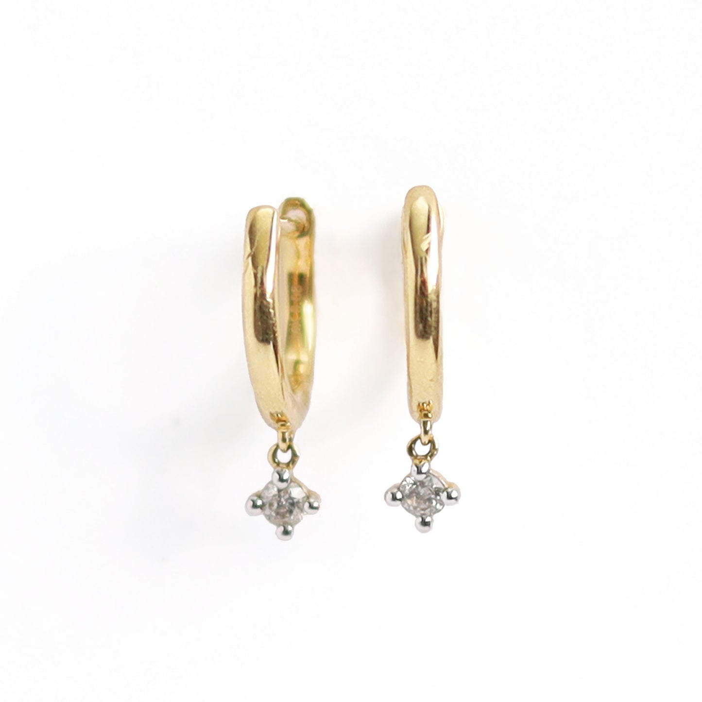 Aretes Huggies Diamante