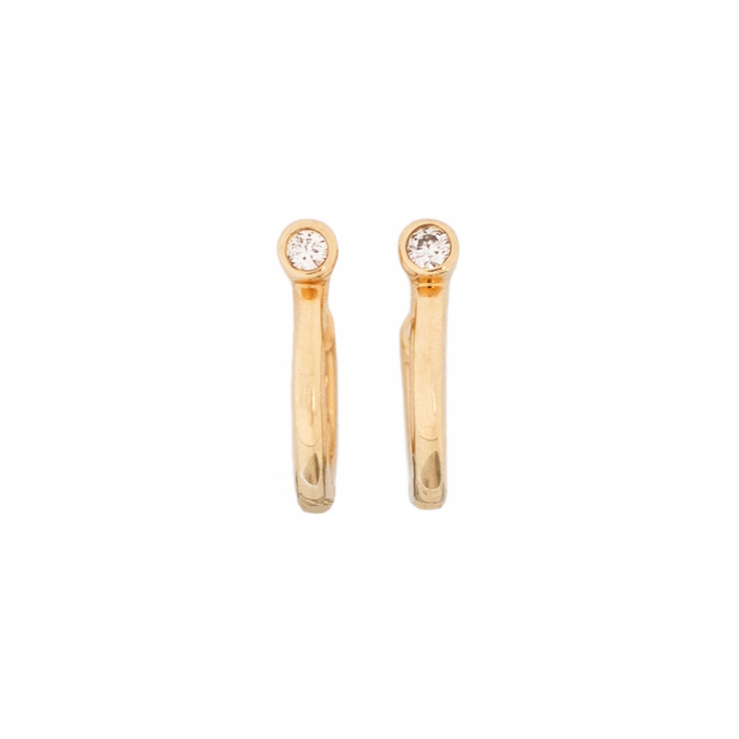 Arete Huggies Diamantes