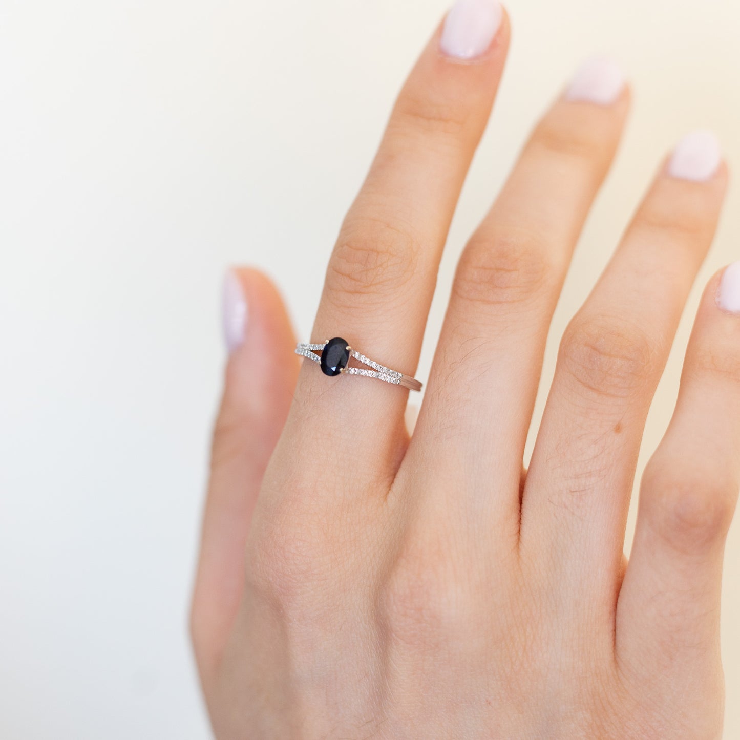 Anillo Accent Zafiro
