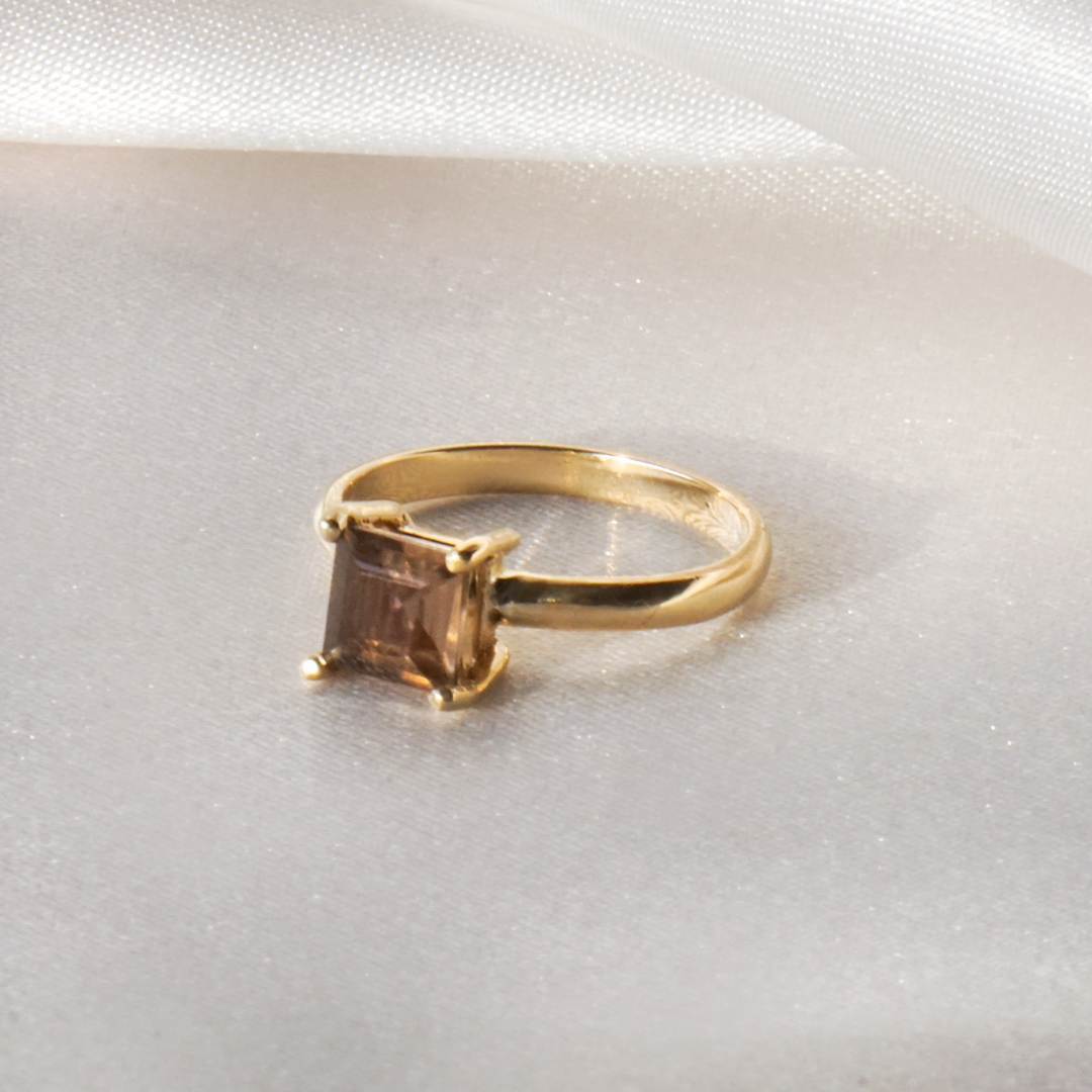 Anillo Solitario Cuarzo Ahumado