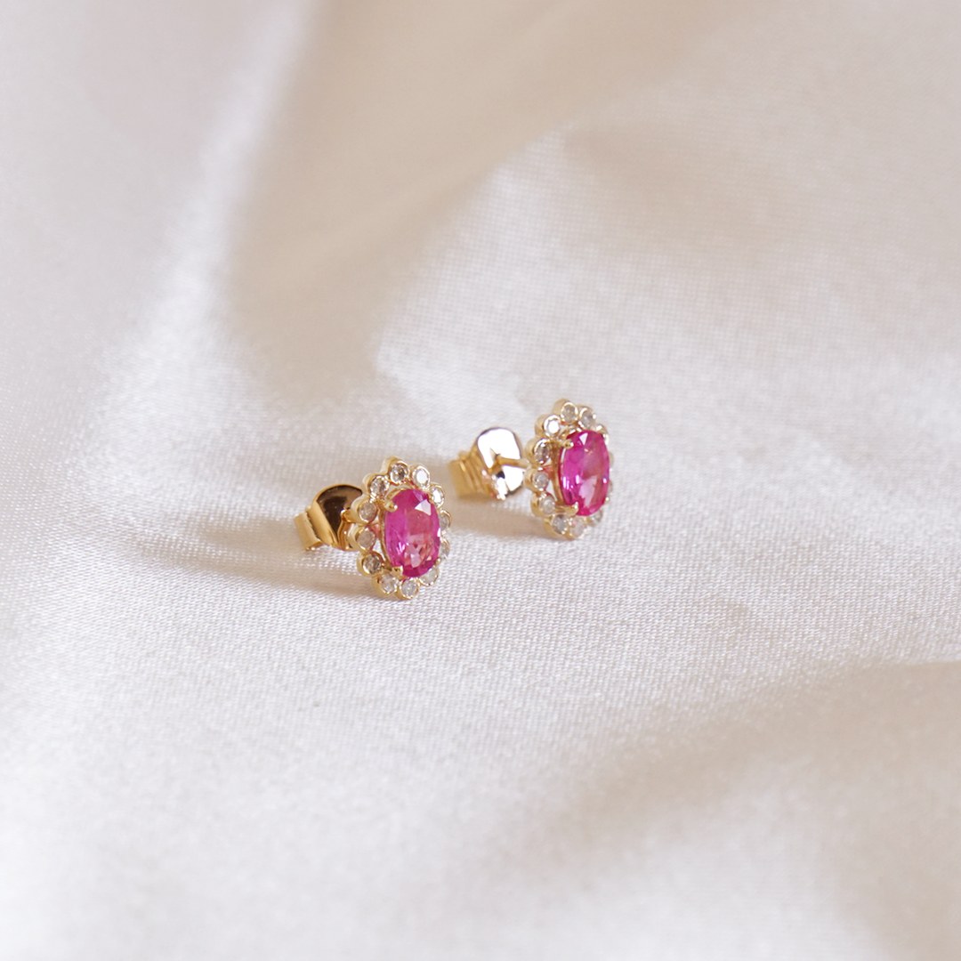 Arete Stud Flower Halo