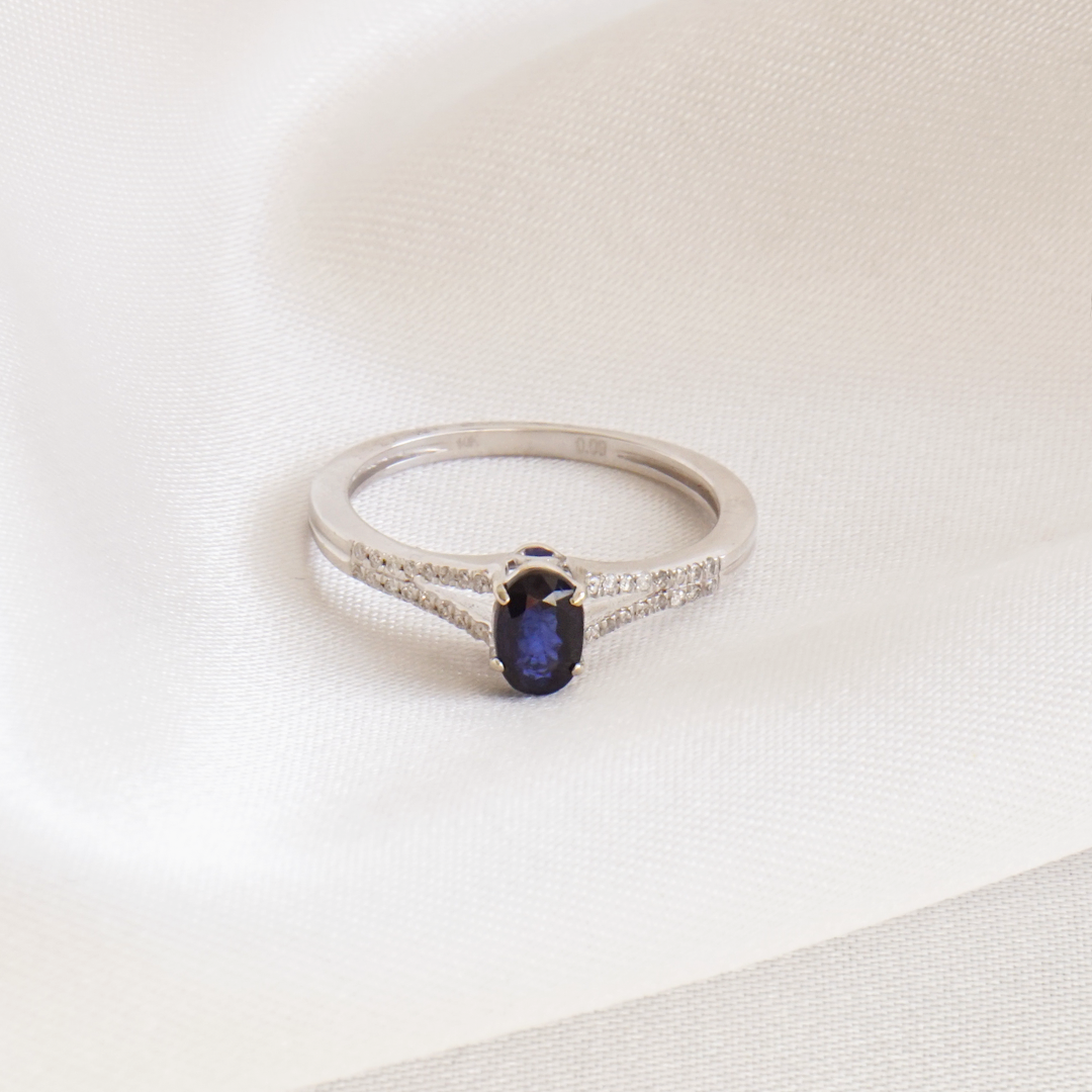 Anillo Accent Zafiro