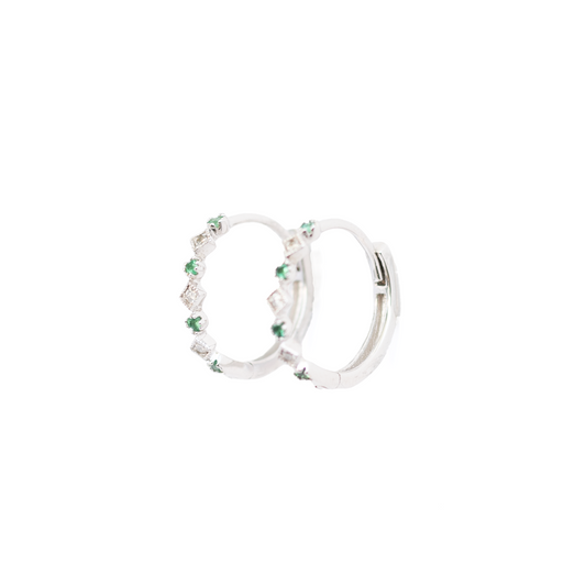 Arracadas Huggie Esmeralda y Diamante