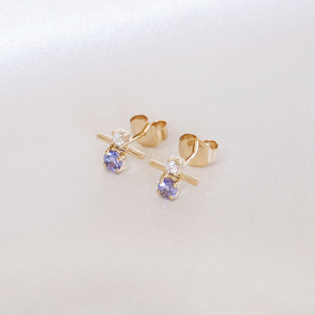 Aretes Stud Barra