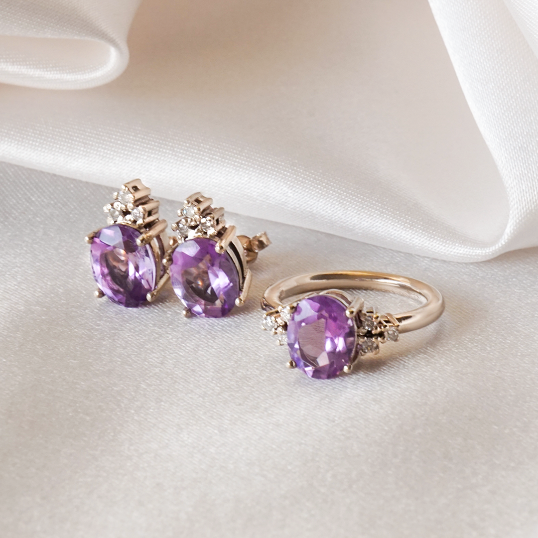 Aretes Stud Amatista Oval Accent
