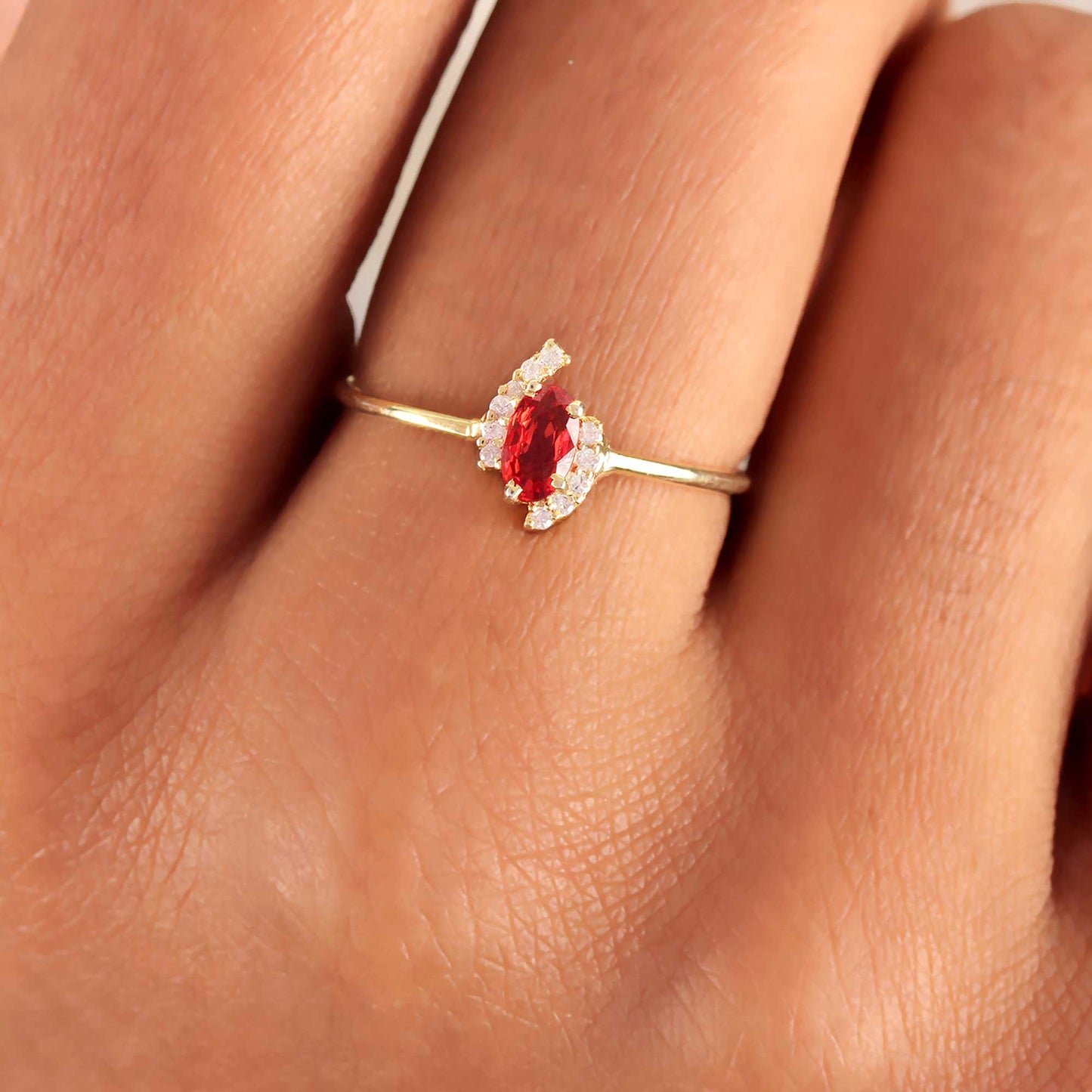 Anillo Contorno Oval
